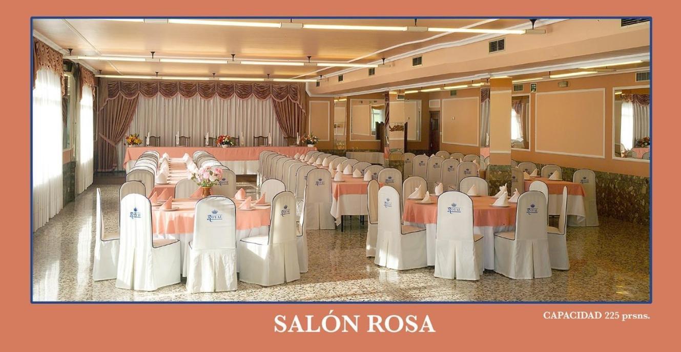 Llanera  Hotel Royal מראה חיצוני תמונה